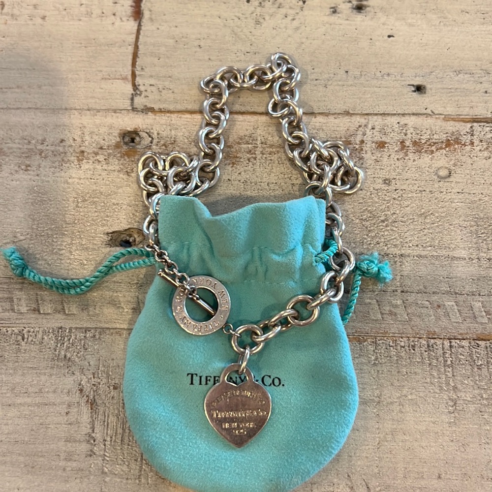 Return to Tiffany Heart Tag Toggle Necklace